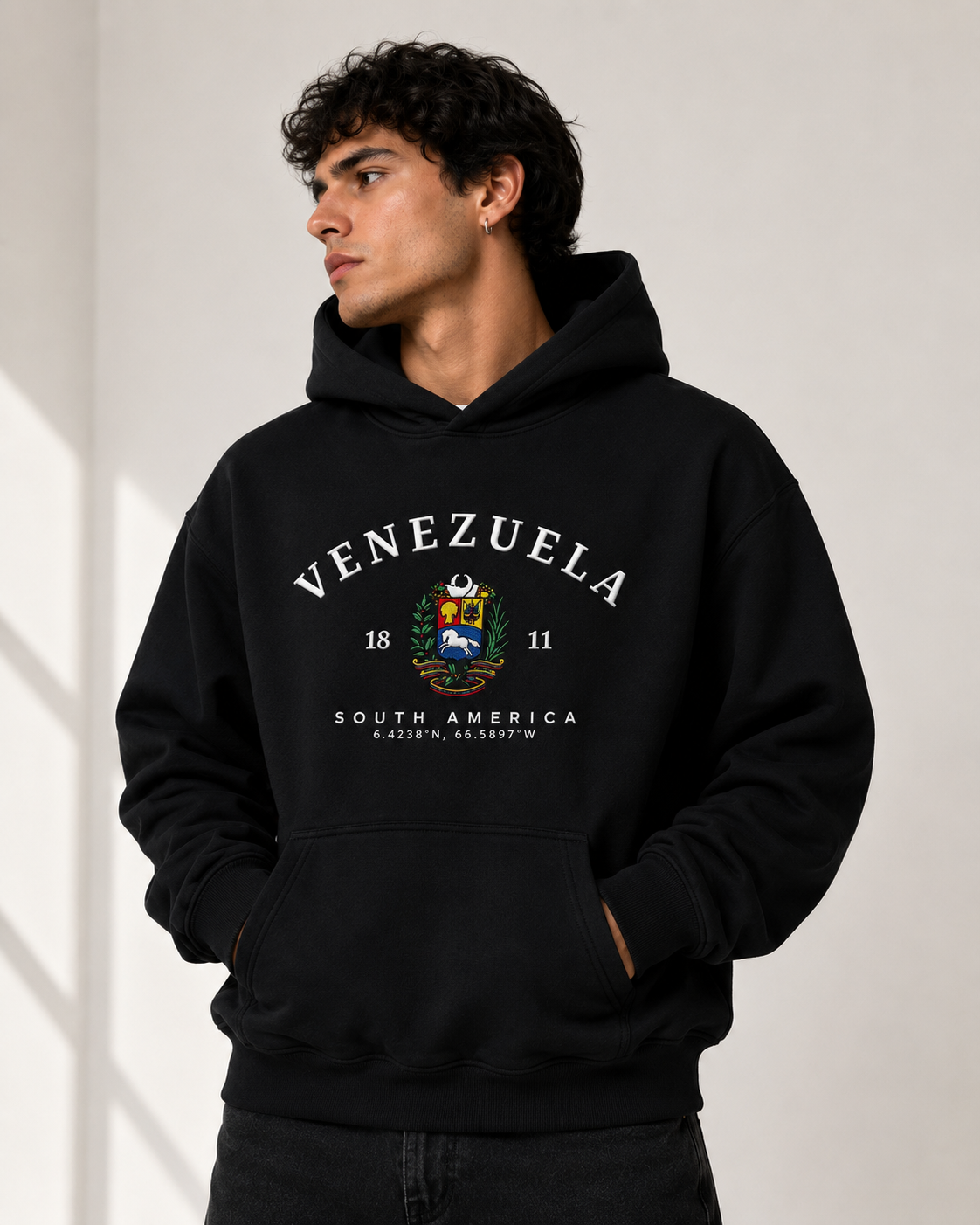 Poleron Venezuela con escudo y coordenadas- UNISEX- 30% OFF (copia)