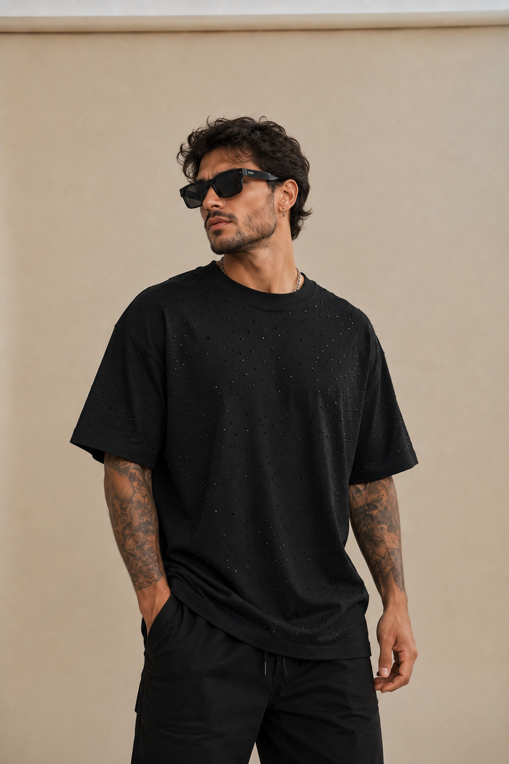 Polera Cristales Negros UNISEX