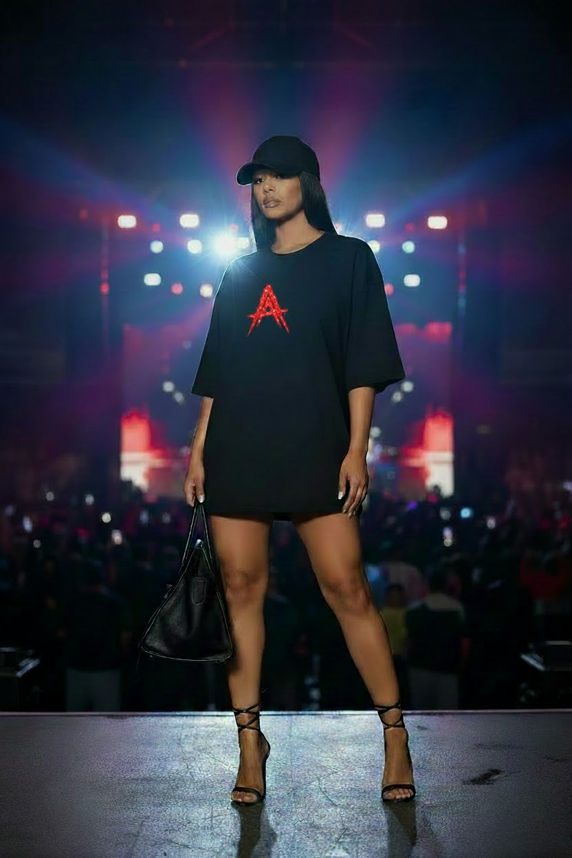 Polera Concierto Anuel AA - Logo A Pedrería Roja