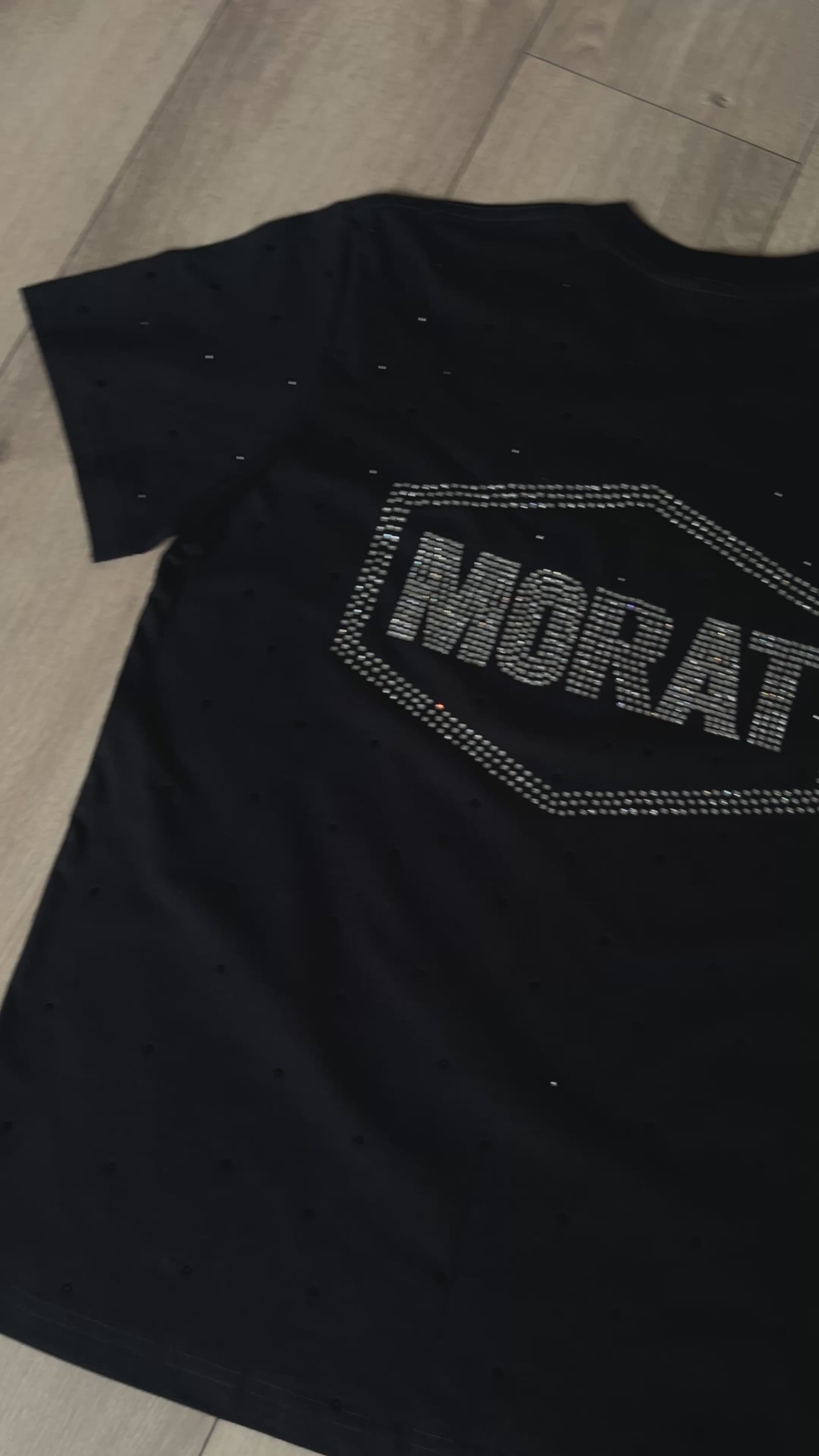 ✨ Polera MORAT — Unisex | con Cristales Strass efecto diamante
